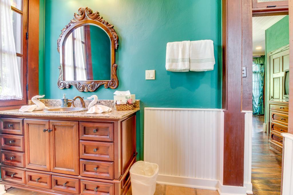Colonial Suite @ Mahogany Hall San Ignacio Luaran gambar