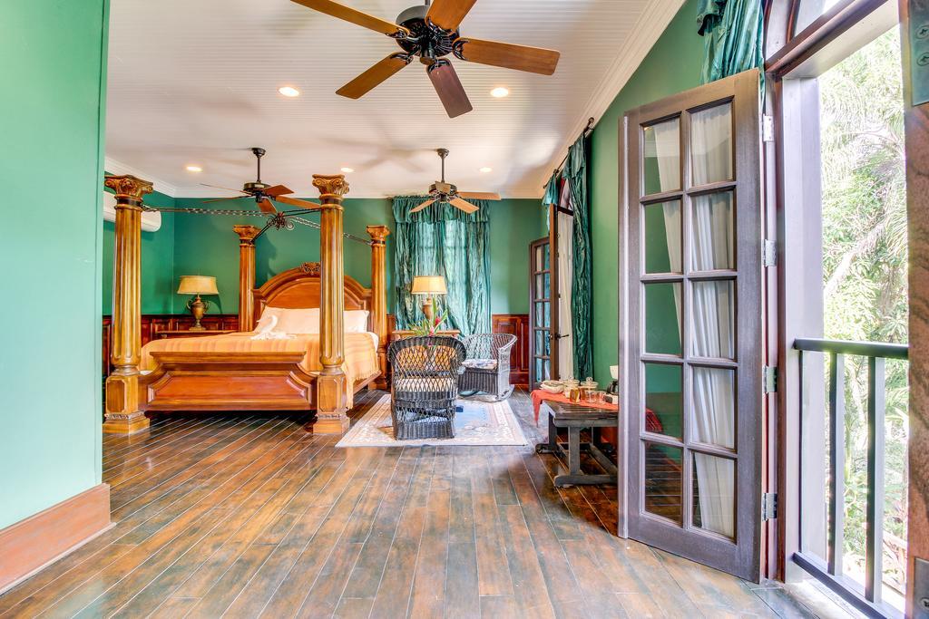 Colonial Suite @ Mahogany Hall San Ignacio Luaran gambar